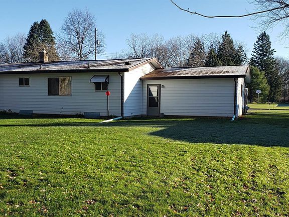 2nd image of 5069 Woodcliff Dr
