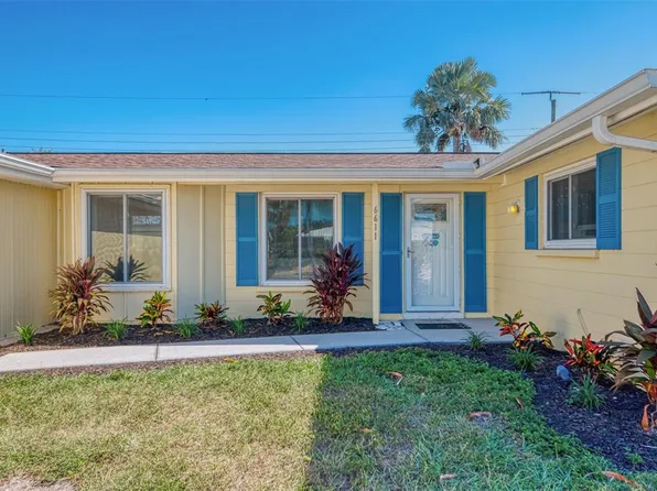 6611 Bowline Dr, Sarasota, FL 34231