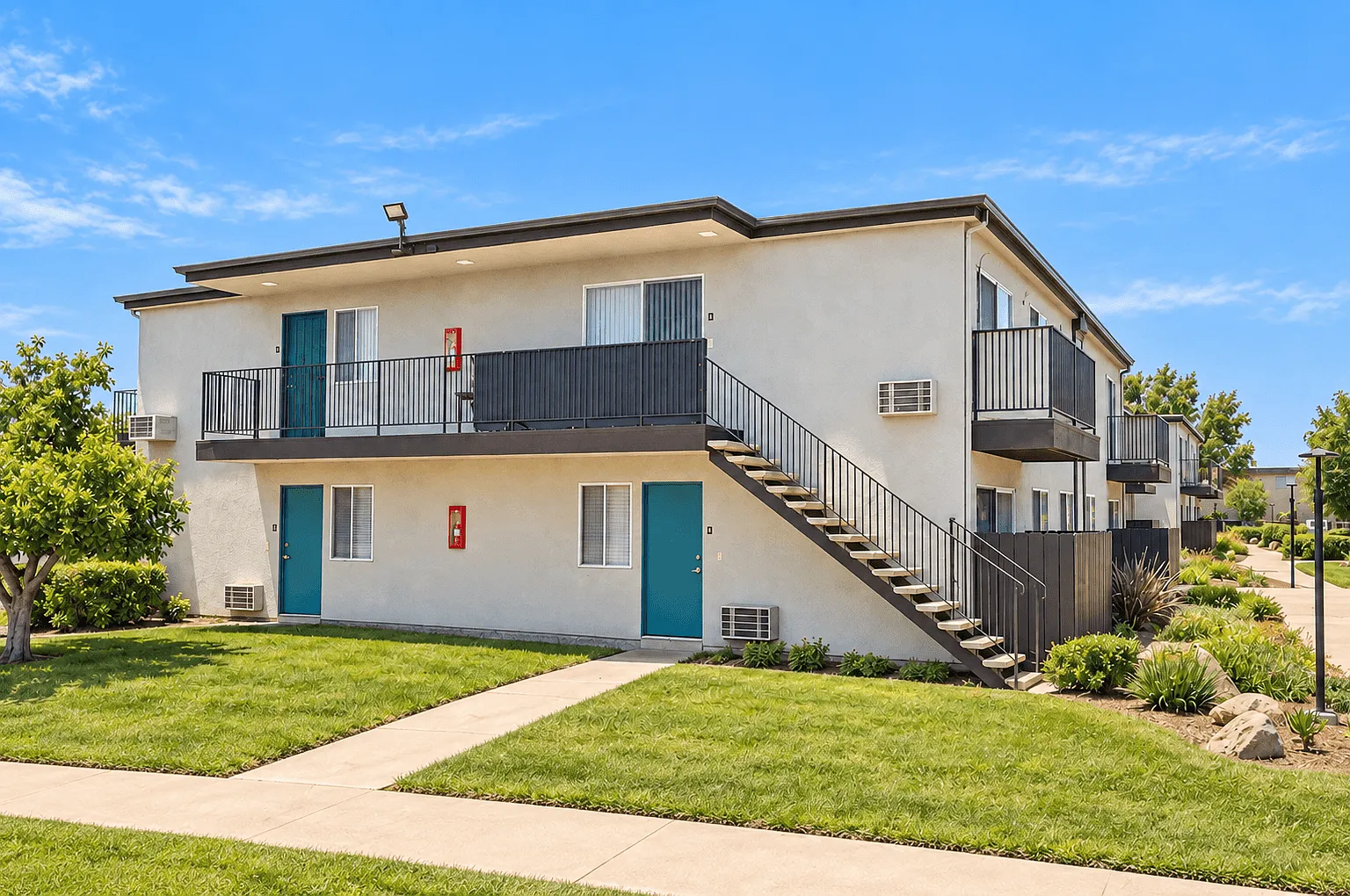 Terre at 1019 Peach — Photo 2