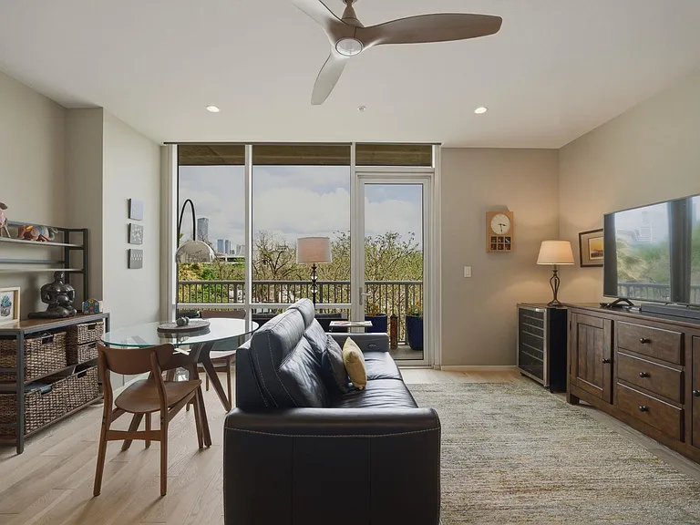 1600 Barton Springs Rd #4305 — Photo 10