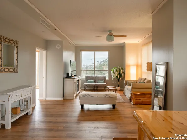 1 towers park #212, San Antonio, TX 78209