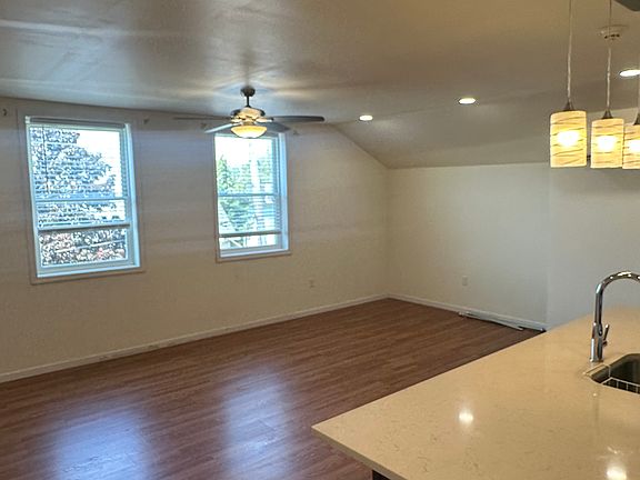 5th image of 171 Schiller St #A01