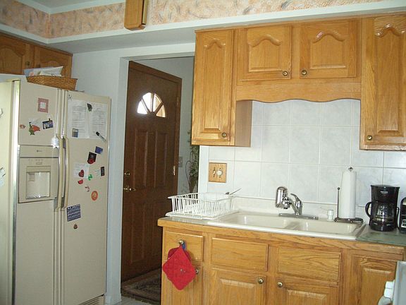 2nd image of 4530 Rose St