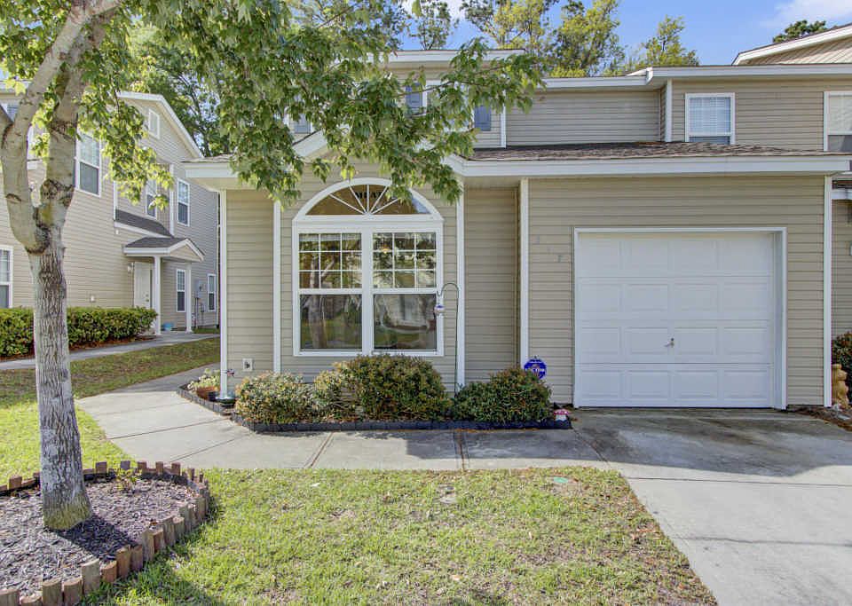 2nd image of 217 Grand Oaks Dr