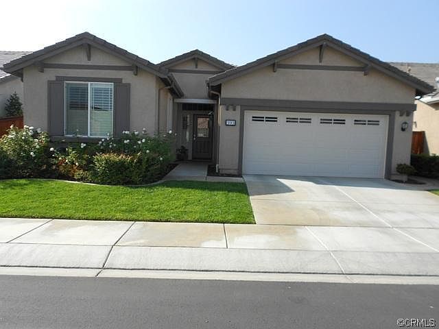 1st image of 593 Zaharias Cir
