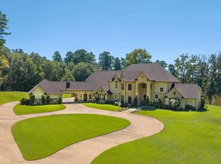 3716 W Pinecrest Dr, Marshall, TX 75670