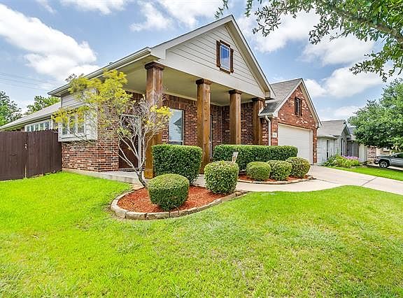 2nd image of 1106 Thicket Dr