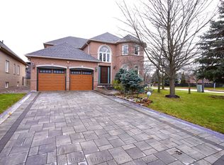3 Village Green Dr, Vaughan, ON L4L8W4