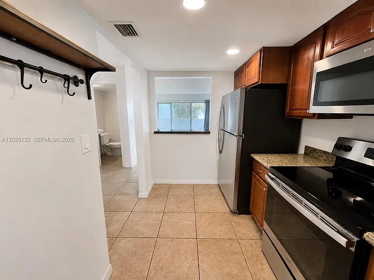 9371 Fontainebleau Blvd #I205 — Photo 6