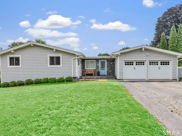 6 Norwood Terrace, Trumbull, CT 06611