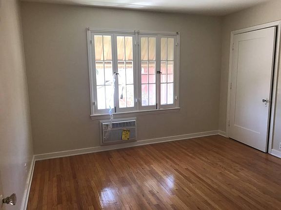 2nd image of 1437 Bank St #1437