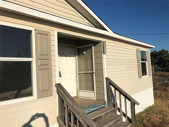 3rd image of 6812 Athens Dr