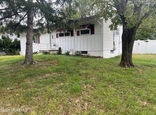 474 Dover Rd, South Toms River, NJ 08757