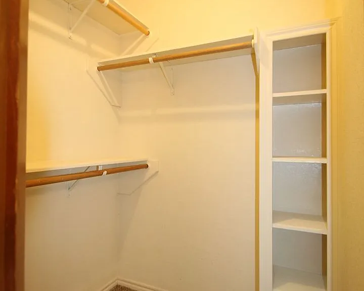 420 Birchwood Ln — Photo 26
