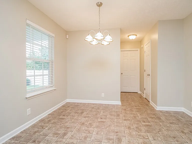 3746 Maya Dr — Photo 7