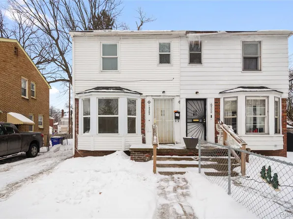 19302 Meyers Rd, Detroit, MI 48235