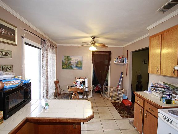5th image of 119 Sonja Dr