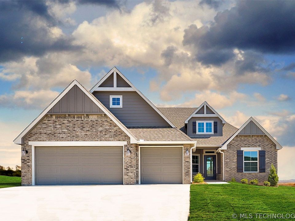 1st image of 18965 E Orchard Cir