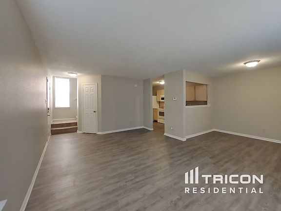 2nd image of 5968 Porchester Pl