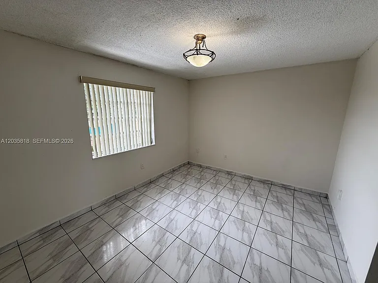 1285 W 26th Pl #204 — Photo 2
