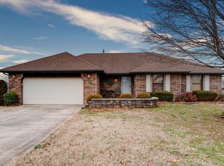 3587 W Shawnee Pl, Springfield, MO 65810