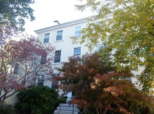 18 Summer St APT 2E, Salem, MA 01970