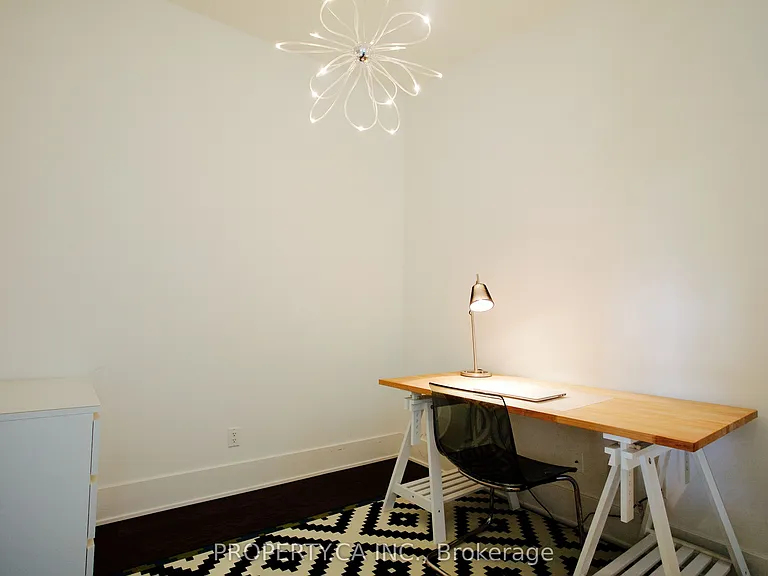 103 The Queensway #2815 — Photo 16