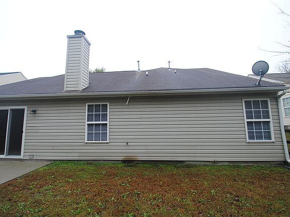 2nd image of 7632 Nicolette Ct