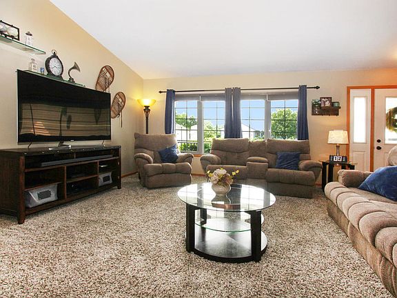 5th image of 5944 Grand Oaks Dr NE