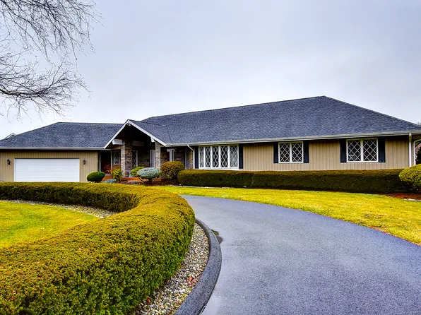 59 Clover Lane, Manchester, CT 06040