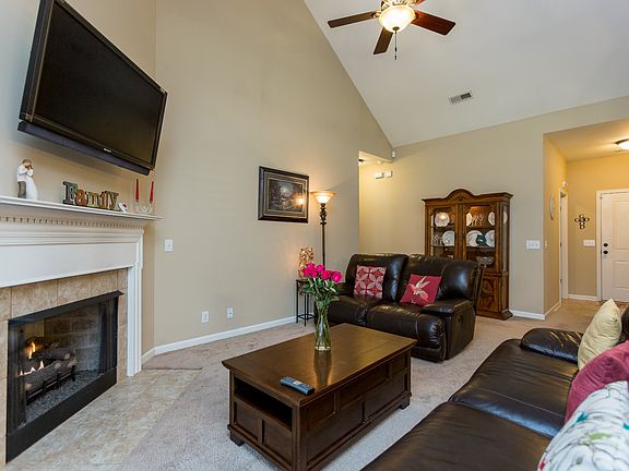 5th image of 110 Cottage Trace Dr