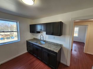 8935 Meridian Ave, Cleveland, OH 44106