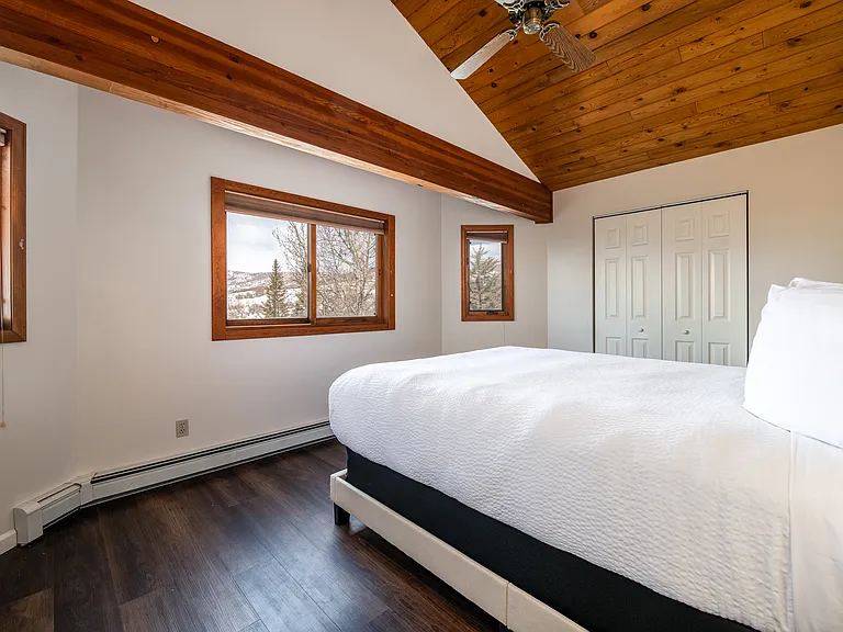 332 Cherry Dr — Photo 13
