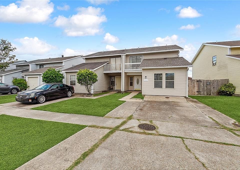 1st image of 2784 Mount Laurel Dr