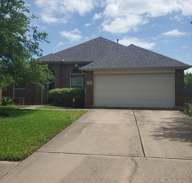 1st image of 1407 Chandler Park Ln