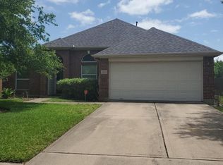 1407 Chandler Park Ln, Fresno, TX 77545