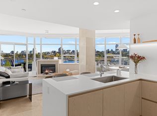 628 Kinghorne Mews #701, Vancouver, BC V6Z3H6