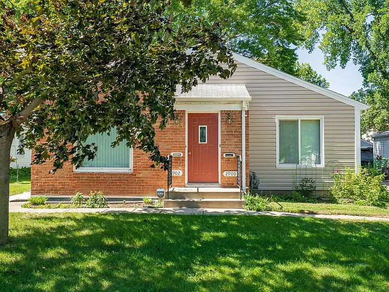2902 Texas Ave S — Photo 20