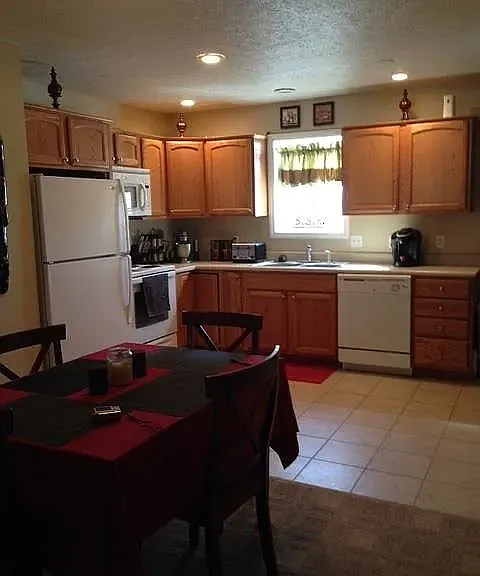 1 Flatts Ln #1 — Photo 10