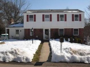 9320 Timber Trl, Pittsburgh, PA 15237