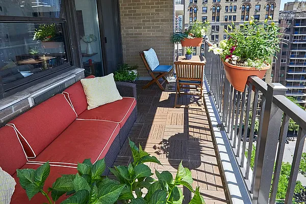 Rented by Owner | media 12