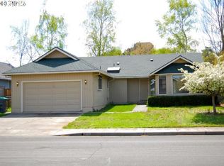 2310 Ridge Way, Medford, OR 97504