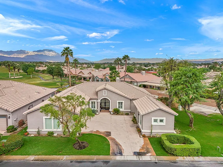 45163 Crystal Springs Dr — Photo 71