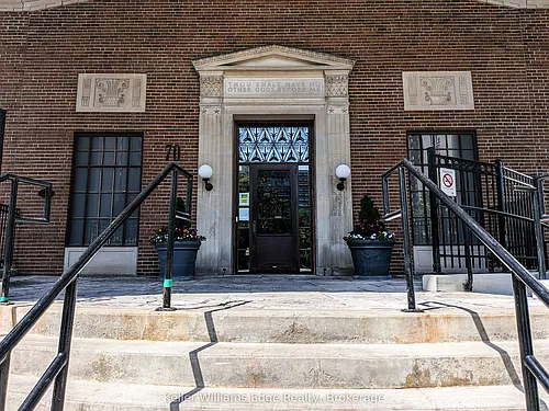 70 High Park Ave #1007 Photo 1