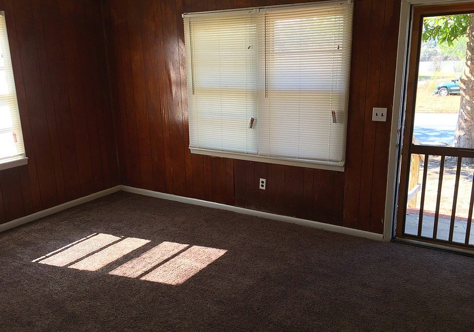2nd image of 736 Key St