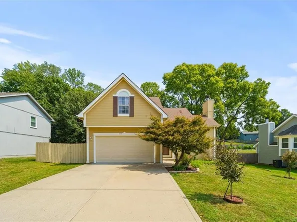 8501 N Winan Ave, Kansas City, MO 64153