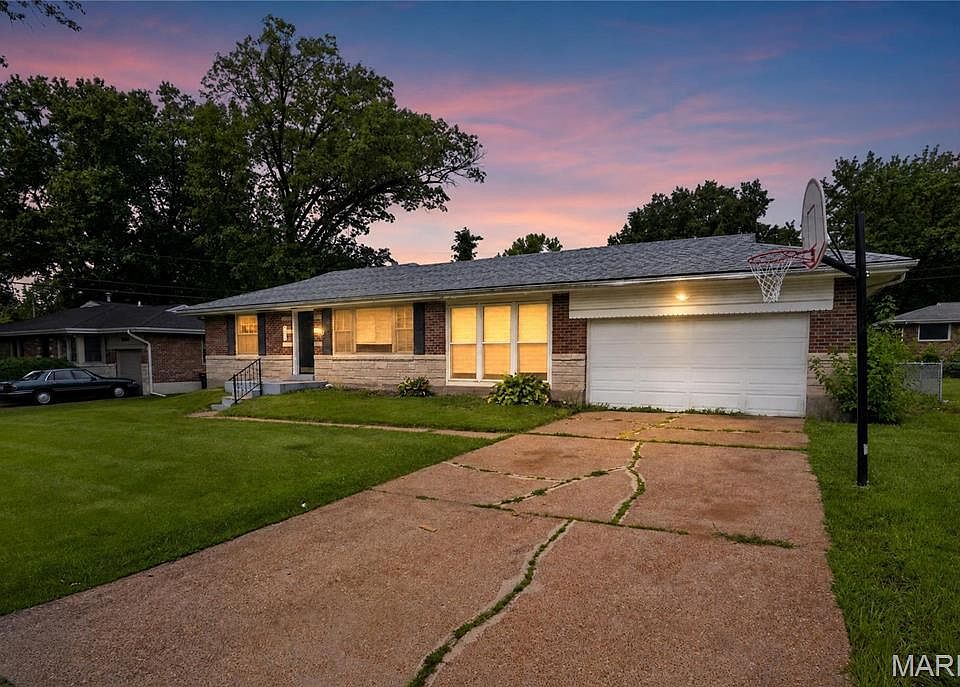 1st image of 9625 Colony Dr