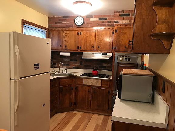 5th image of 62 S Hillside Ave