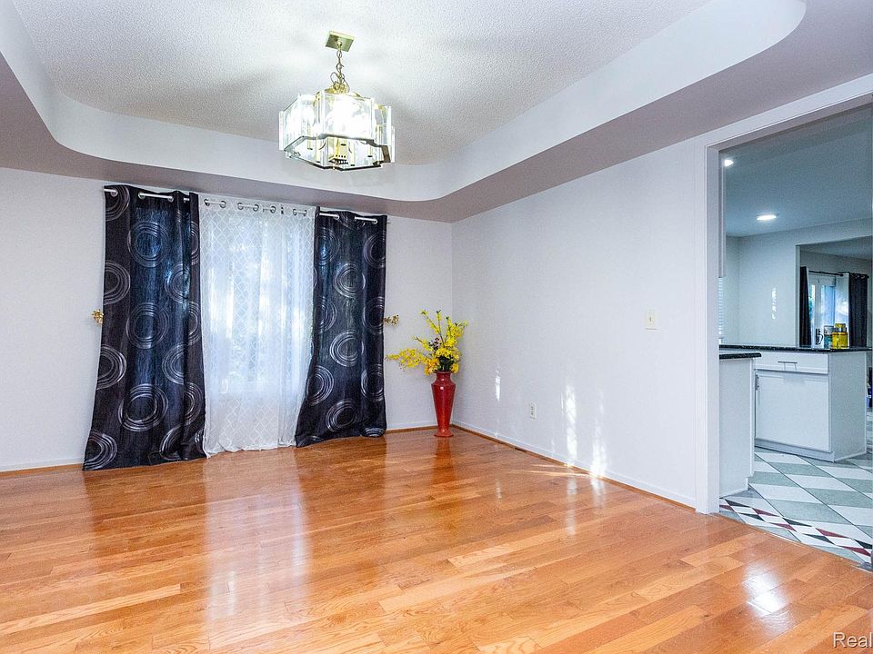 142 Stonetree Cir, photo 11