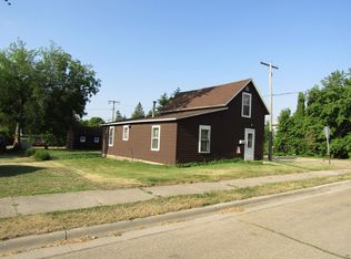 450 W Snelling Ave, Appleton, MN 56208